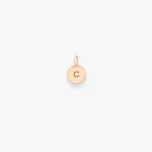 Petite médaille Initiale C